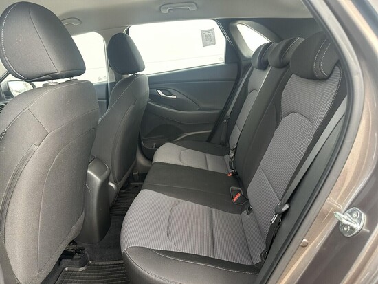 HYUNDAI I30 Comfort 1.0 88 kW manuál_5