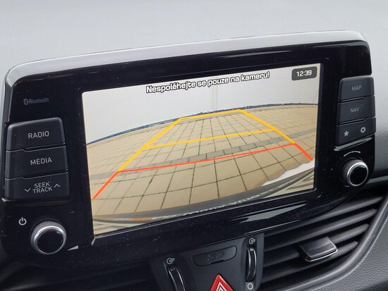HYUNDAI I30 Style NAV 1.4 T-GDI 103 kW manuál_5