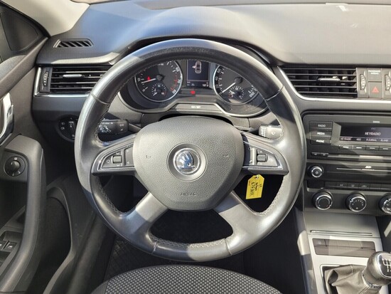 ŠKODA OCTAVIA Ambition 1.2 TSI 63 kW manuál_4