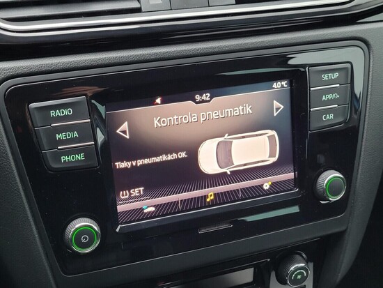 ŠKODA RAPID Style 1.0 TSI 70 kW automat_5