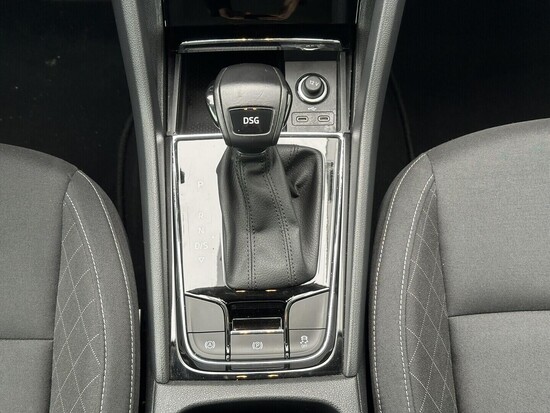 ŠKODA KAROQ Ambition 1.5 TSI 110 kW automat_5