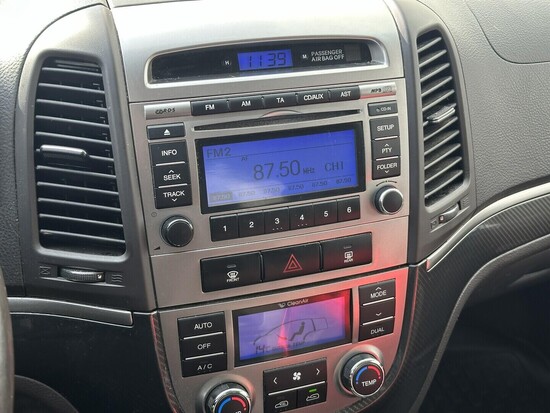 HYUNDAI SANTA FE Style 2.2 CRDi 145 kW automat_5