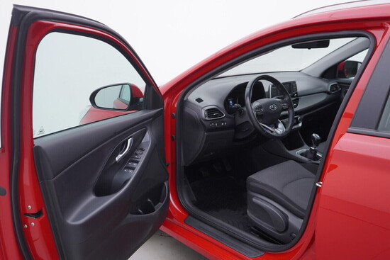 HYUNDAI I30  1.0 GDi 88 kW manuál_4