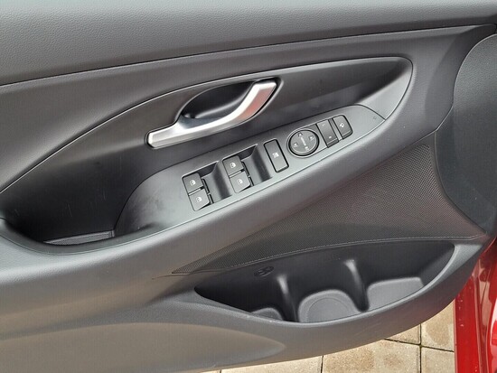HYUNDAI I30 Smart 1.0 T-GDI 74 kW manuál, DPH_5