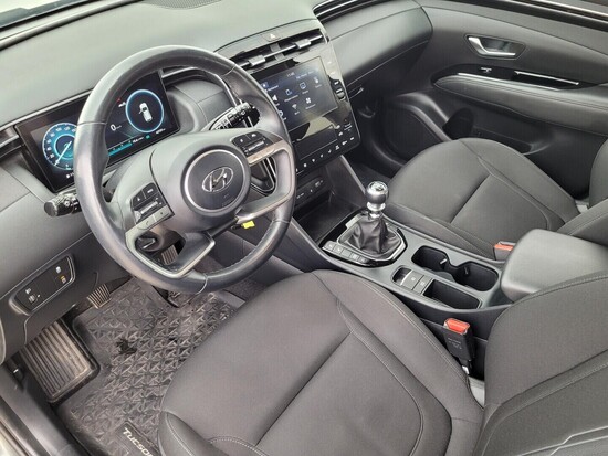 HYUNDAI TUCSON SMART 1.6 T-GDI 110 kW manuál_5