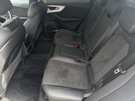 AUDI Q8 S-line 3.0 TDI 210 kW automat, DPH_5