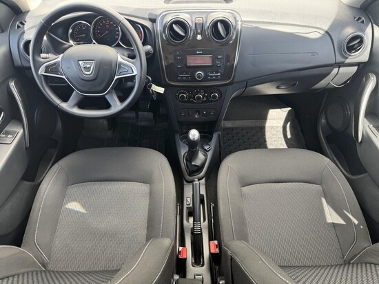 DACIA SANDERO Access 1.0             54 kW manuál_4