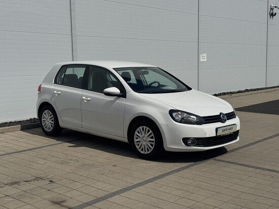VOLKSWAGEN GOLF Comfortline 1.6 TDI 77 kW manuál_2