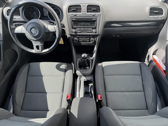 VOLKSWAGEN GOLF Comfortline 1.6 TDI 77 kW manuál_4