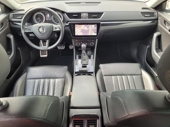 ŠKODA SUPERB L&K 2.0 TSI 206 kW automat_4