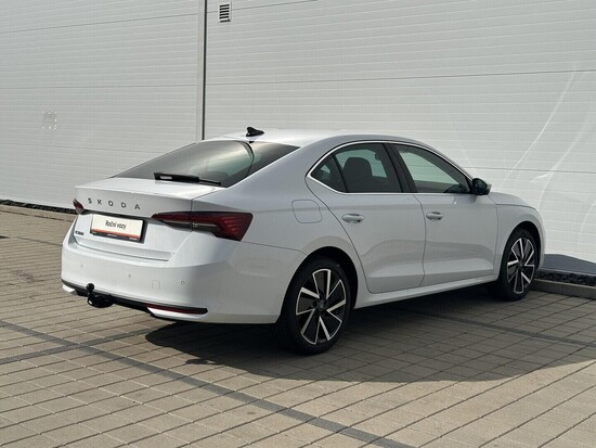 ŠKODA OCTAVIA Top Selection 1.5 TSI 110 kW manuál, DPH_3
