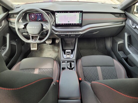 ŠKODA OCTAVIA RS 2.0 TSI 195 kW automat, DPH_4