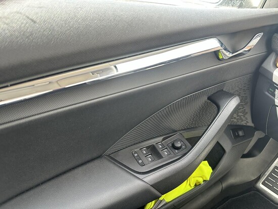ŠKODA OCTAVIA Scout 2.0 TDI 147 kW automat_5