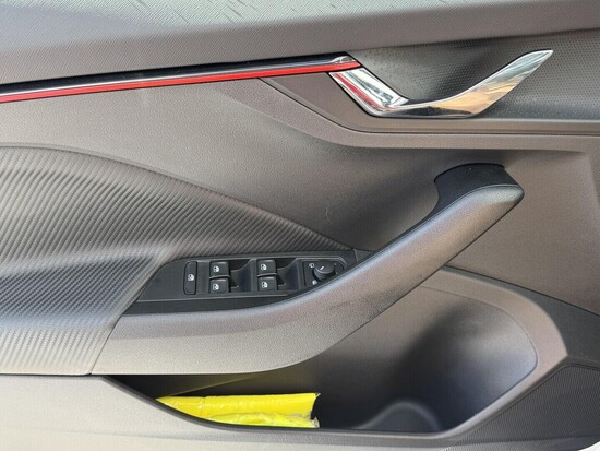 ŠKODA KAMIQ Monte Carlo 1.0 TSI 85 kW automat, DPH_5
