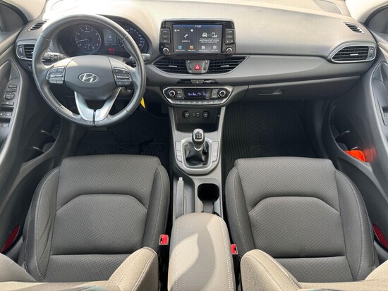 HYUNDAI I30 Style 1.4 T-GDI 103 kW manuál_4