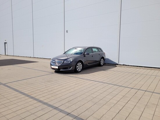 OPEL INSIGNIA Edition Spo Tourer S/S 2.0 CDTI 120 kW manuál_1