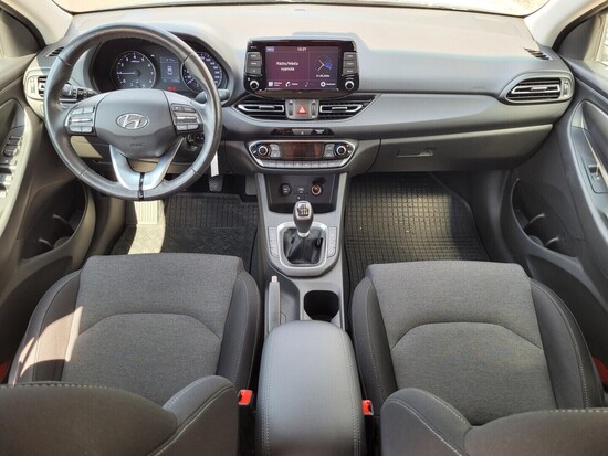 HYUNDAI I30 Family Smart 1.0 T-GDI 88 kW manuál_4