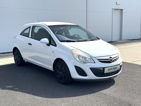 OPEL CORSA Selection Comfort 1.2 i 63 kW manuál_2