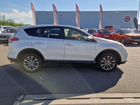 TOYOTA RAV4  2.5 Hybrid 114 kW automat_3