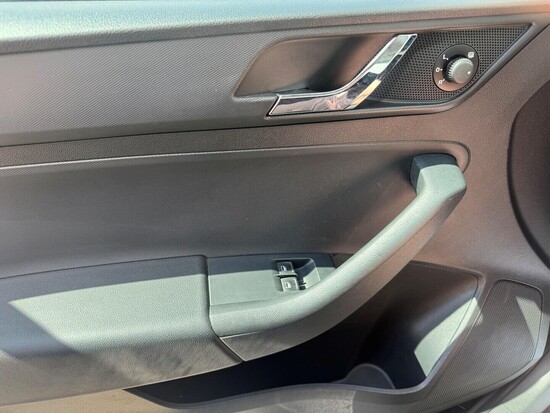 ŠKODA RAPID Ambition 1.2 TSI 77 kW manuál_5