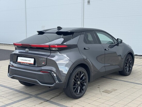 TOYOTA C-HR GR Sport 2.0 E-CVT 112 kW automat, DPH_3
