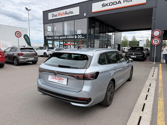 VOLKSWAGEN PASSAT Elegance 2.0 TDI 110 kW automat, DPH_3