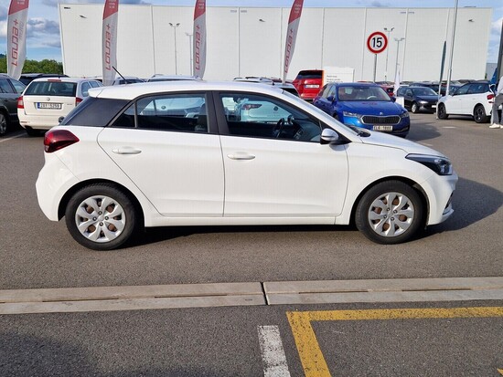 HYUNDAI I20 Comfort 1.2 i 55 kW manuál_3