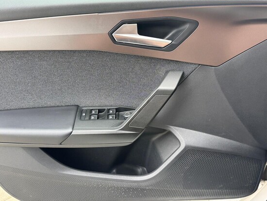 SEAT LEON Xcellence ST 1.5 TSI 96 kW manuál_5