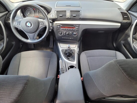 BMW 116  2.0 i 90 kW manuál_4