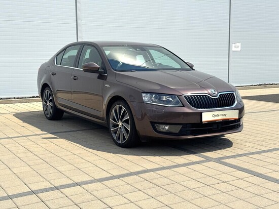 ŠKODA OCTAVIA L&K 2.0 TDI 135 kW automat_2