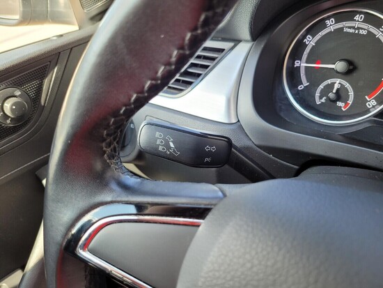 ŠKODA RAPID SPACEBACK Ambition 1.0 TSI 81 kW manuál_5