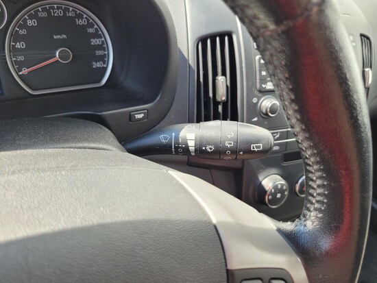 HYUNDAI I30 Trikolor 1.4  81 kW manuál_5