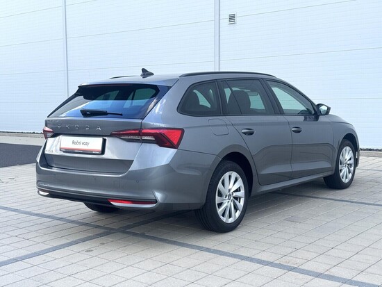 ŠKODA OCTAVIA Selection 1.5 TSI 85 kW manuál_3