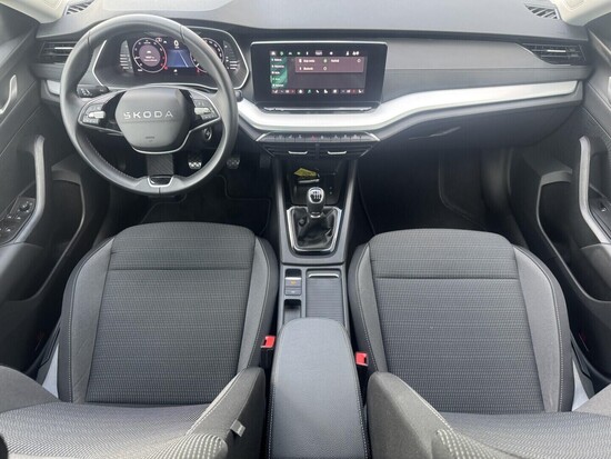 ŠKODA OCTAVIA Selection 1.5 TSI 85 kW manuál_4