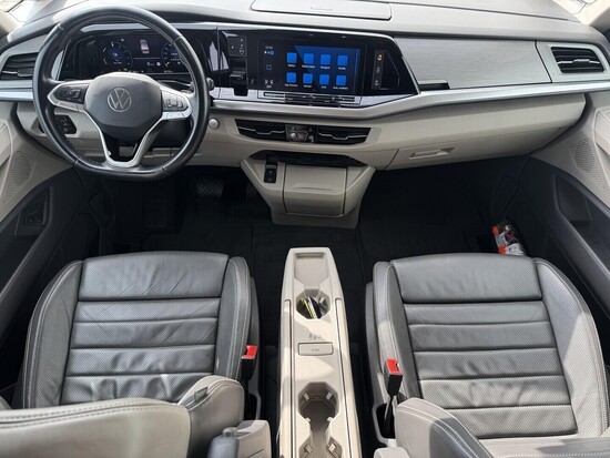 VOLKSWAGEN MULTIVAN Life 1.4 TSI 110 kW automat_4