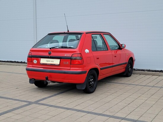ŠKODA FELICIA Trumf 1.3 i 40 kW manuál_3