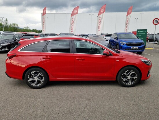 HYUNDAI I30  1.5 T-GDI 117 kW manuál, DPH_3