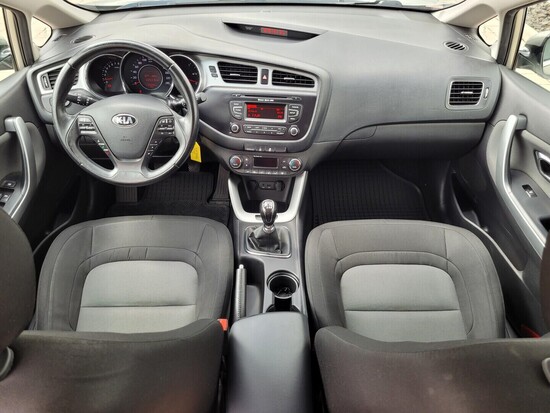 KIA CEED  1.6 GDI 99 kW manuál_4