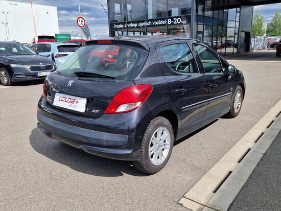 PEUGEOT 207 1.4 VTi 70 kW manuál_2