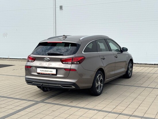 HYUNDAI I30  1.5 T-GDI 118 kW manuál_3