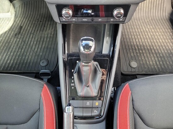 ŠKODA KAMIQ Monte Carlo 1.0 TSI 81 kW automat_5
