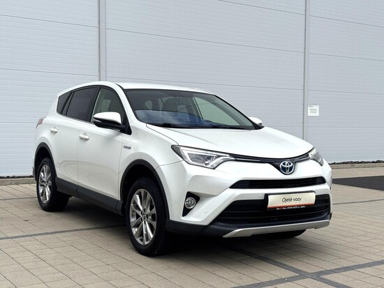 TOYOTA RAV4  2.5 Hybrid 114 kW automat_2