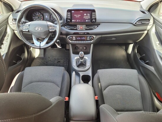 HYUNDAI I30 Smart 1.5 T-GDI 117 kW manuál_4