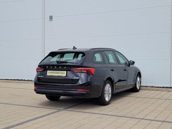 ŠKODA OCTAVIA Active Plus 1.5 TSI 110 kW automat, DPH_3