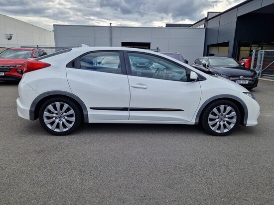 HONDA CIVIC Sport 1.8 i-VTEC 104 kW manuál_3