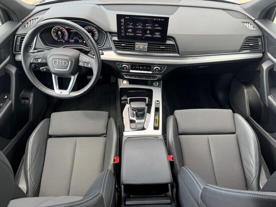 AUDI Q5 S-line 2.0 TFSI 195 kW automat, DPH_4