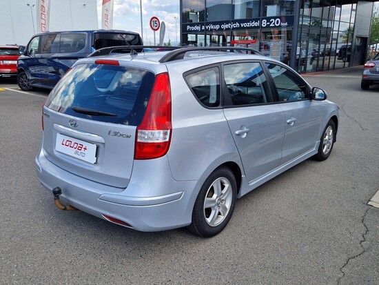 HYUNDAI I30  1.4 CVVT 80 kW manuál_2