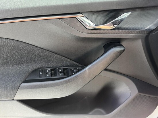ŠKODA KAMIQ Style 1.0 TSI 85 kW manuál_5