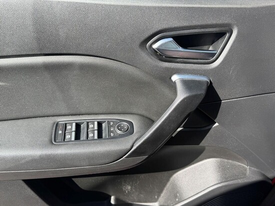 RENAULT CAPTUR Techno 1.0 TCe 67 kW manuál_5