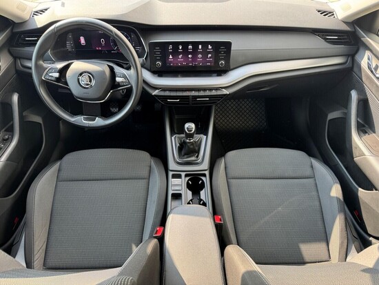 ŠKODA OCTAVIA Ambition 2.0 TDI 85 kW manuál, DPH_4